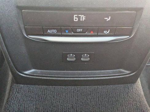 Used 2023 BMW 330i Sedan w/ Driving Assistance Package image 14