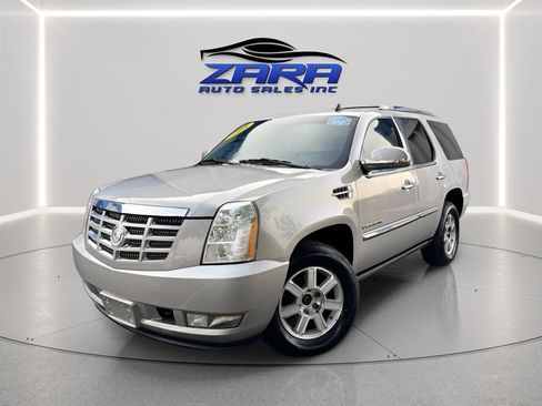 Used 2008 Cadillac Escalade AWD image 1