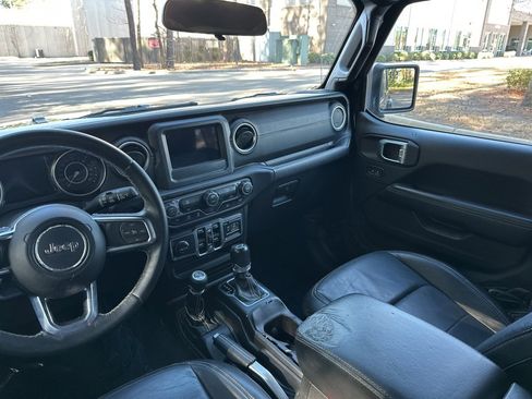 Used 2018 Jeep Wrangler Unlimited Sahara w/ LED Lighting Group image 29