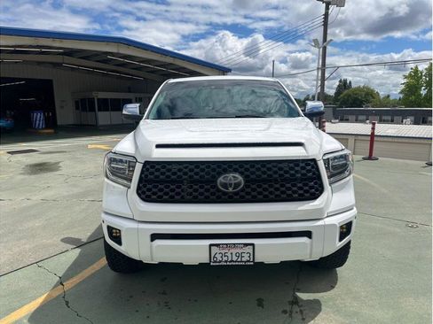 Used 2020 Toyota Tundra Platinum AWD/4WD image 3