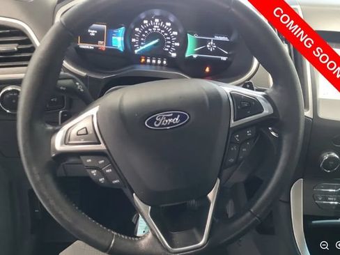 Used 2018 Ford Edge SEL w/ Equipment Group 201A AWD/4WD image 7
