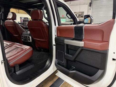Used 2021 Ford F250 Platinum AWD/4WD image 16
