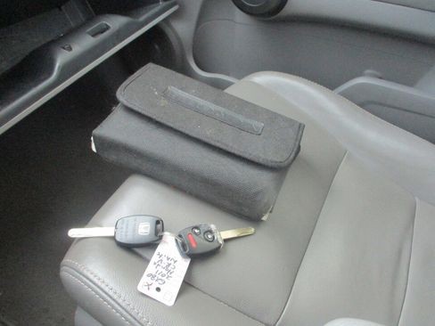 Used 2011 Honda CR-V SE image 25