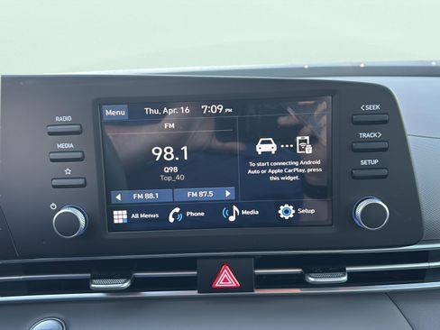 New 2026 Hyundai Elantra Sport FWD image 15