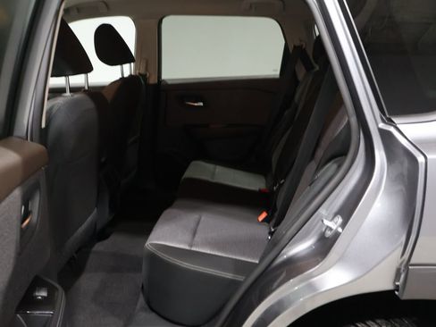 Used 2023 Nissan Rogue SV image 18