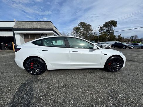 Used 2022 Tesla Model 3 Performance image 3
