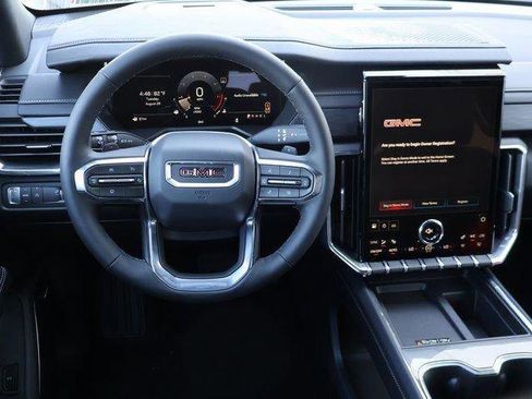 New 2026 GMC Acadia Elevation image 17