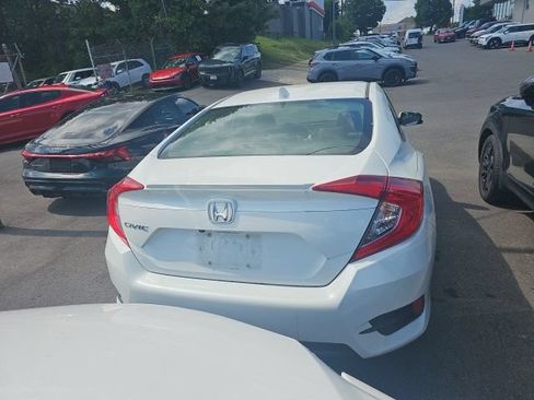 Used 2018 Honda Civic EX-L image 7