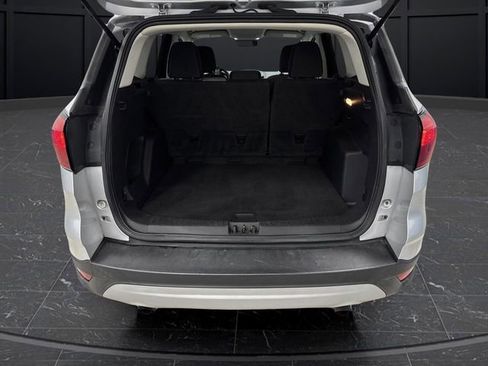 Used 2019 Ford Escape SE image 14