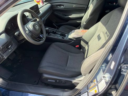 Used 2023 Honda Accord EX image 6