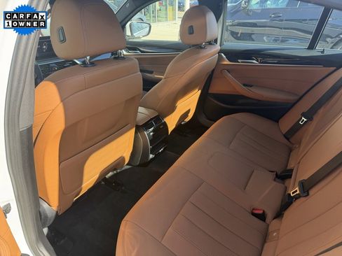 Certified 2023 BMW 530i w/ Convenience Package image 4