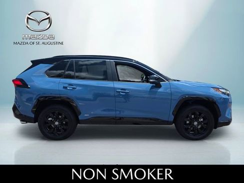 Used 2023 Toyota RAV4 XSE AWD/4WD image 7