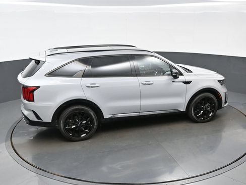 Used 2023 Kia Sorento SX FWD image 42