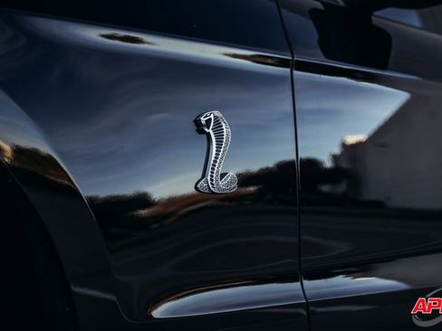 Used 2010 Ford Mustang Shelby GT500 image 28