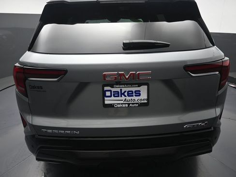 Used 2026 GMC Terrain AT4 w/ Convenience Package III AWD/4WD image 31