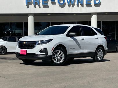 Used 2022 Chevrolet Equinox LS w/ LS Convenience Package