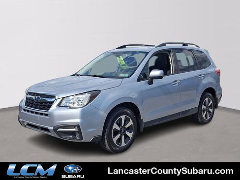 Used 2017 Subaru Forester 2.5i Premium AWD/4WD image 1