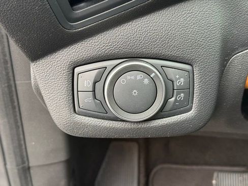 Used 2019 Ford Escape SE image 23
