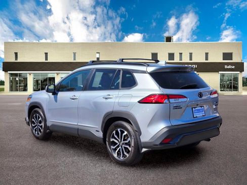 Used 2024 Toyota Corolla Cross AWD Hybrid image 4