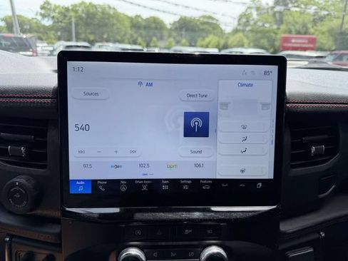 Used 2023 Ford Expedition Limited AWD/4WD image 23