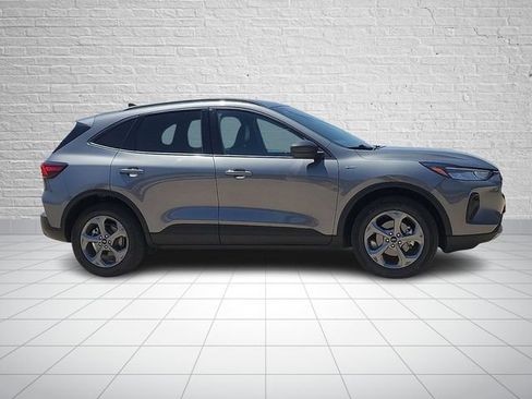 Used 2025 Ford Escape ST-Line AWD/4WD image 5