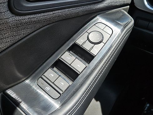 Certified 2023 Nissan Rogue SV AWD/4WD image 24