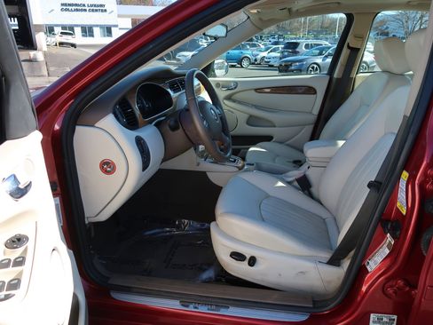 Used 2007 Jaguar X-TYPE 3.0 image 15