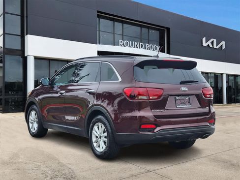 Used 2020 Kia Sorento S image 6