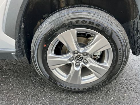 Used 2025 Toyota RAV4 LE image 29