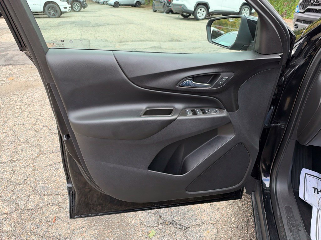 Used 2020 Chevrolet Equinox LT AWD/4WD image 12
