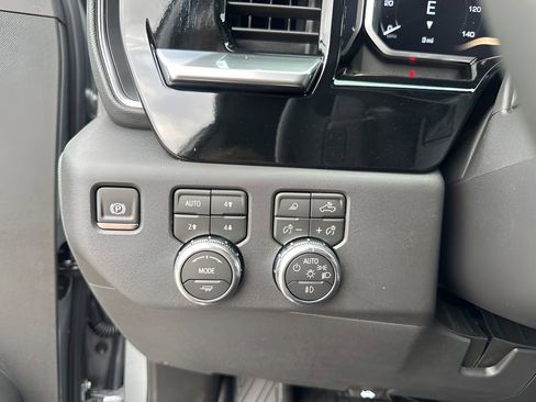 New 2026 GMC Sierra 1500 Elevation w/ Elevation Premium Package image 29