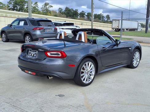Used 2017 FIAT 124 Spider Lusso image 14