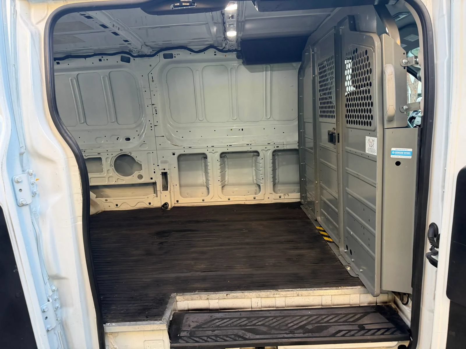 Used 2020 Ford Transit 250 Low Roof RWD image 12