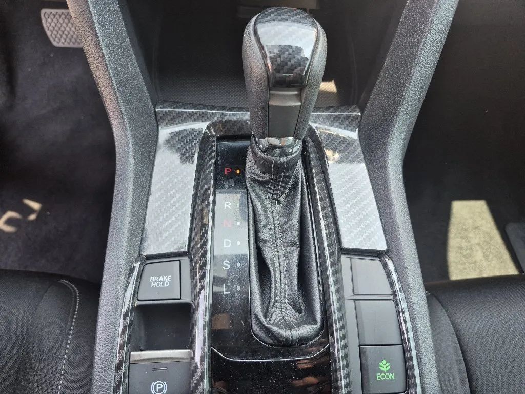 Used 2019 Honda Civic EX image 24