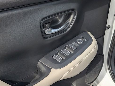 New 2026 Honda HR-V EX-L image 15