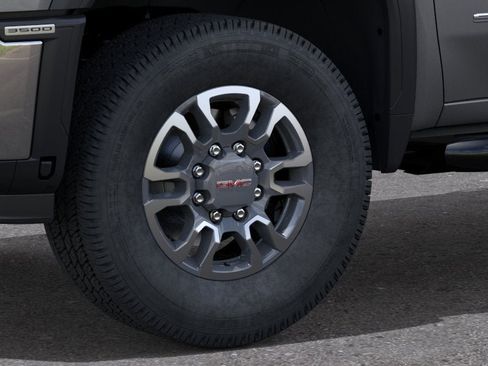 New 2026 GMC Sierra 3500 SLE image 9