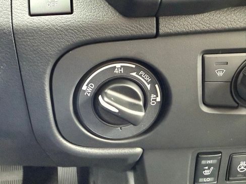 New 2026 Nissan Frontier SV w/ All-Weather Content Package image 33