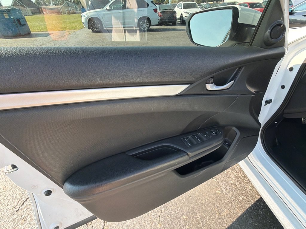 Used 2019 Honda Civic Sport image 11