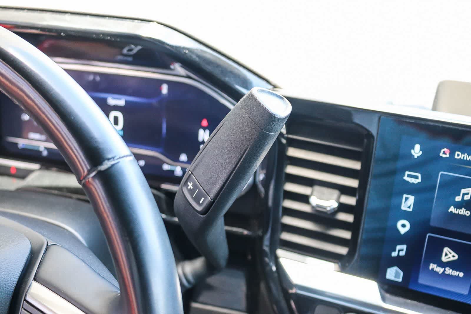 Used 2025 Chevrolet Silverado 1500 LT RWD image 17