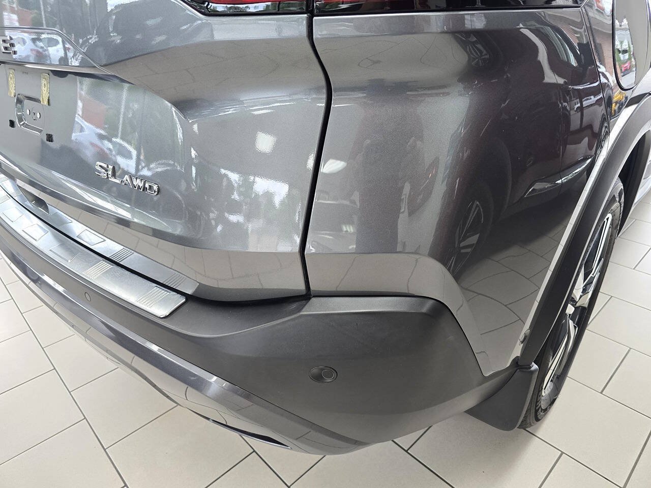 Used 2023 Nissan Rogue SL w/ SL Premium Package AWD/4WD image 16