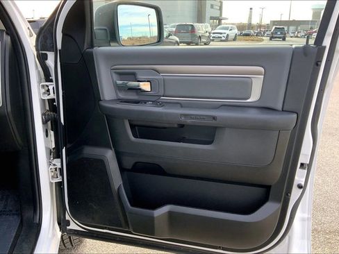 Used 2024 RAM 1500 Classic SLT image 23