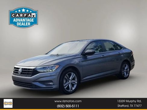 Used 2019 Volkswagen Jetta R-Line FWD image 1