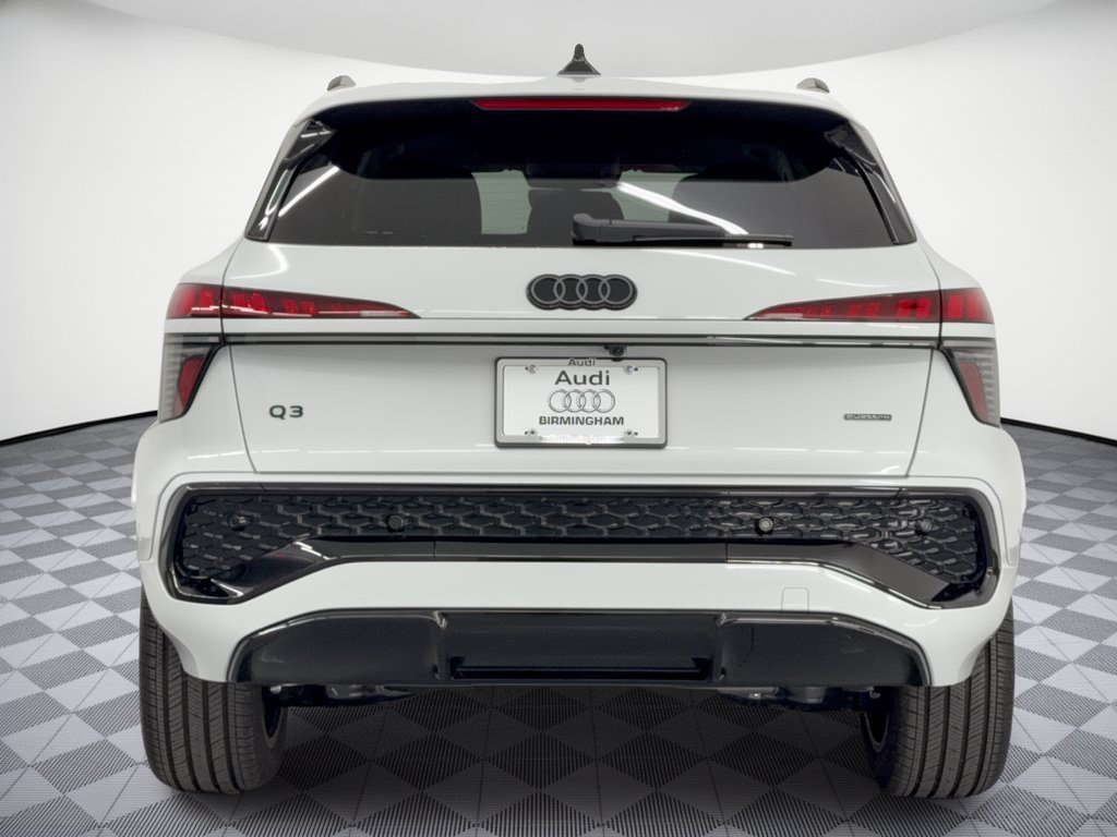 Used 2026 Audi Q3 quattro 2.0T w/ Driver Assistance Package AWD/4WD image 11