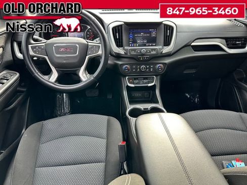 Used 2022 GMC Terrain SLE w/ Driver Convenience Package image 11