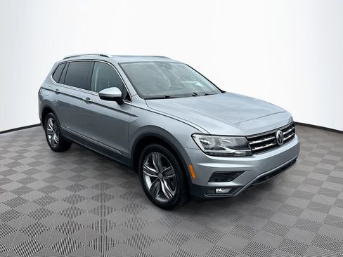 Used 2021 Volkswagen Tiguan SEL image 4