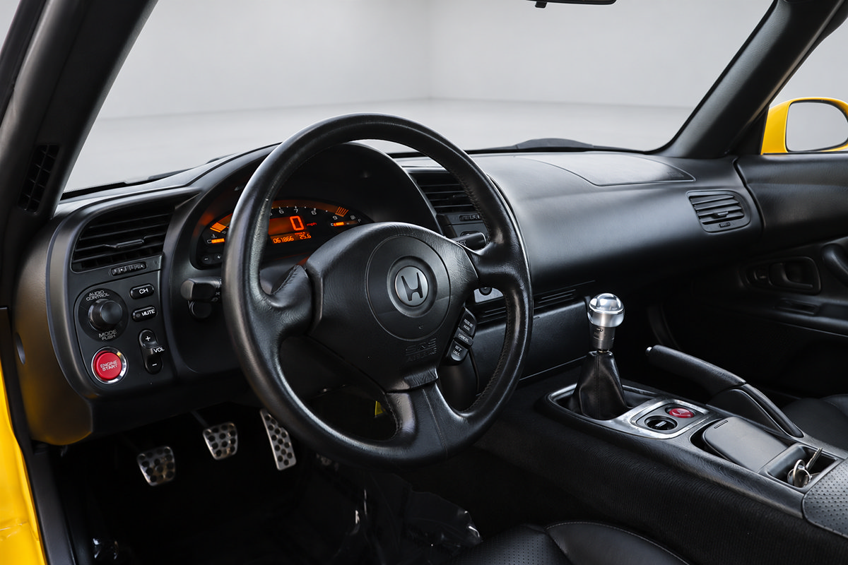 Used 2001 Honda S2000 image 28