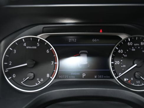 Used 2022 Nissan Rogue SL w/ SL Premium Package image 15