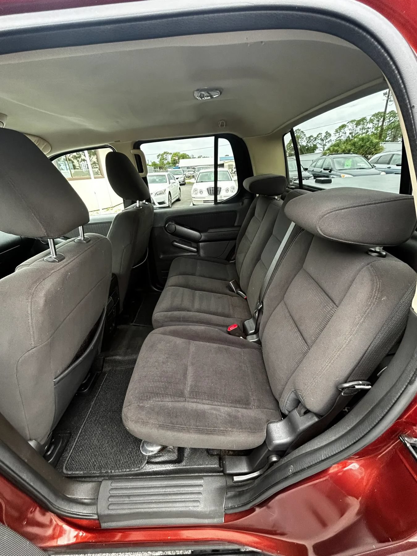 Used 2010 Ford Explorer Sport Trac XLT RWD image 19