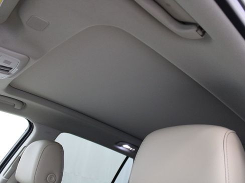 Used 2020 Buick Envision Premium image 36