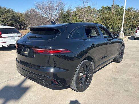Used 2022 Jaguar F-PACE S image 5